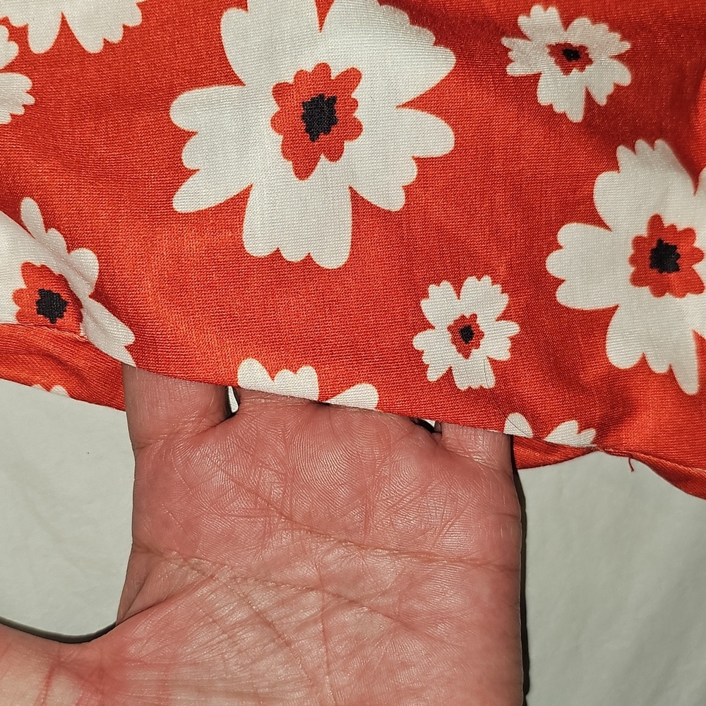 Red Floral Dress Size Small V Neck, Ruffle Sleeves, Pockets NWOT - Picture 6 of 12